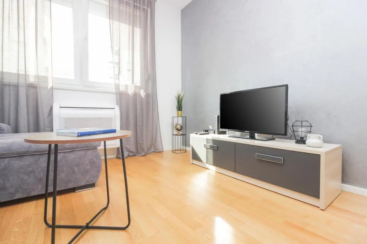 Apartman Tesla Zadar